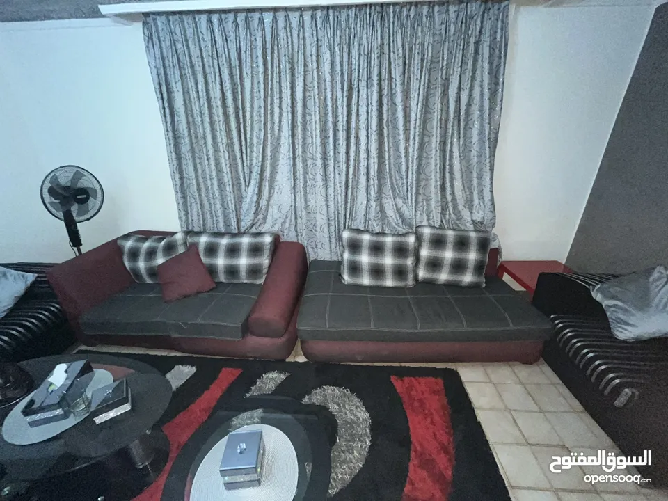 عفش بيت مستعمل بحاله ممتازه نظيف