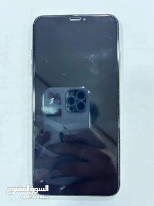 أيفن xs max