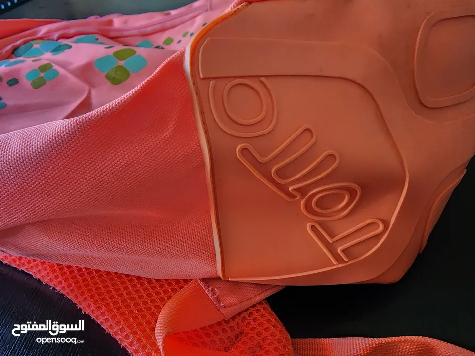 شنطة مدرسية ماركة توتتو الاصلية مستعملة بحالة ممتازة للبيع