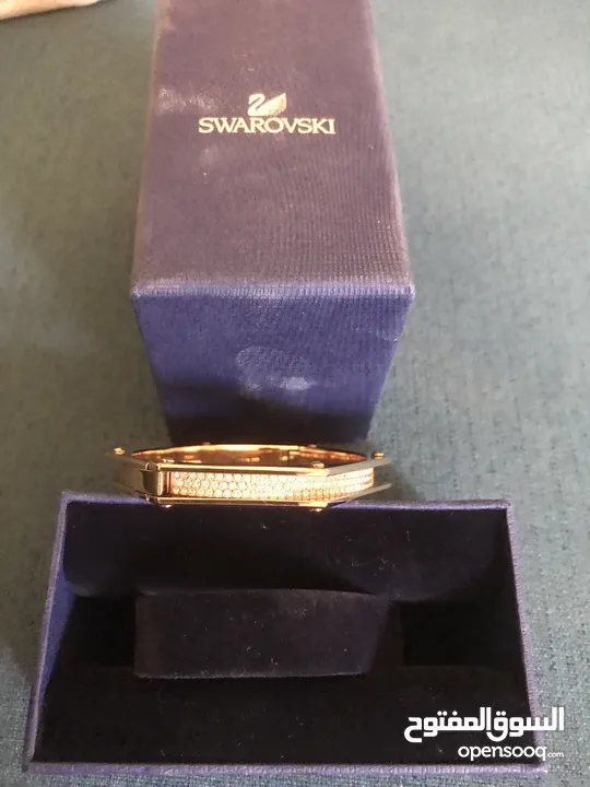 اسواره SWAROVSKI مستعمل كالجديد