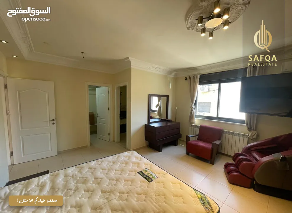 شقة مفروشة مميزة وواسعة مفتوحة من 3 جهات  للبيع في الريحان