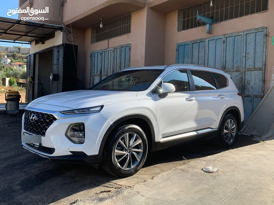 سنتافي 2019بالرخصة ركاب 6+1دهان شركة عداد 45الف فل فل اضافات ومواصفات ماتور 2000_ديزل امكانية البدل