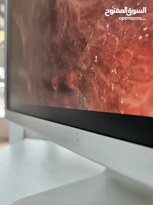 Apple Cinema Display 23" Screen