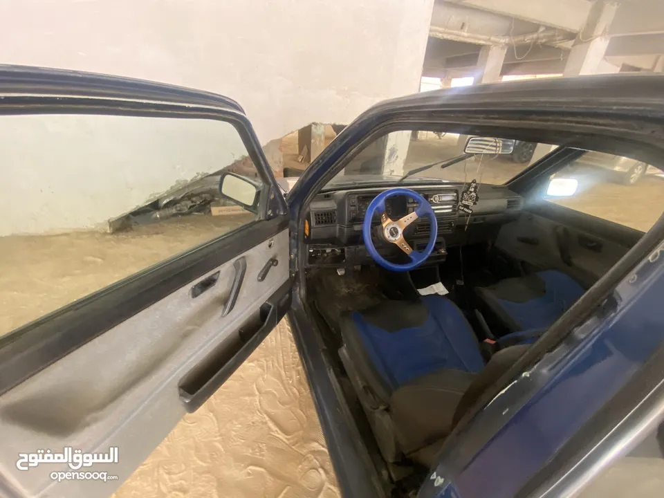 جولف 2 كوبيه gti فبريكه دواخل و سقف و كبوت و شنطه من الخارج