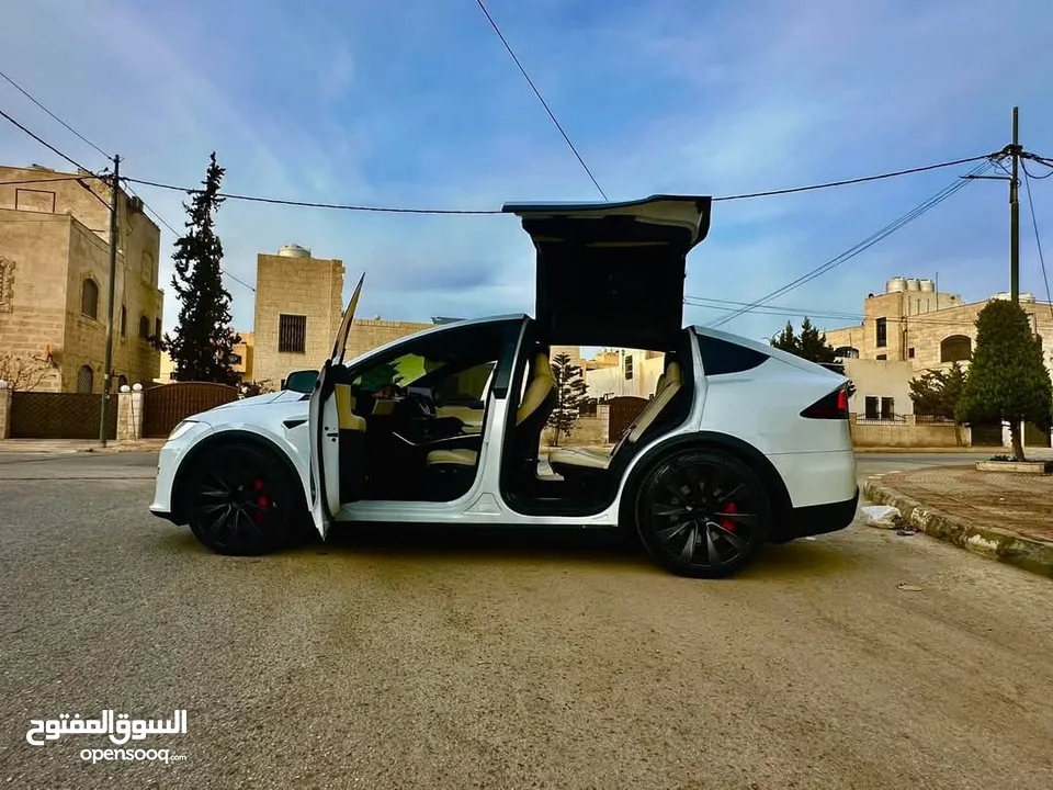 TESLA MODEL X 2022 PLAID للبيع كاش او اقساط