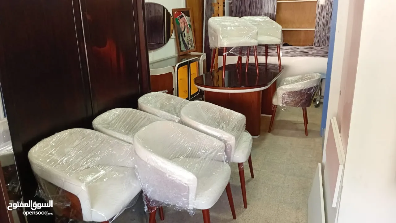 غرفة سفره مودرن بحالة الوكاله