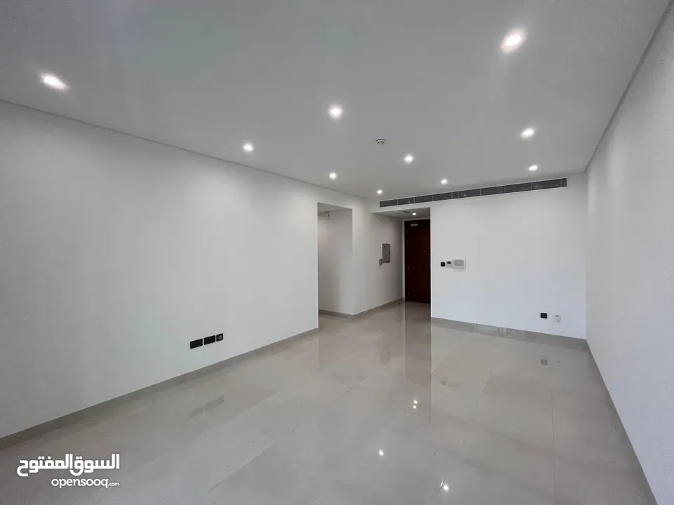 2 BR Apartment In Al Mouj For Rent