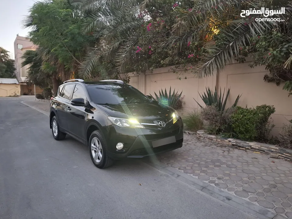 RAV4 2013 first owner full insurance one year رافور أول مالك فل بيمة صيانة الوكالة صيانة الوكالة