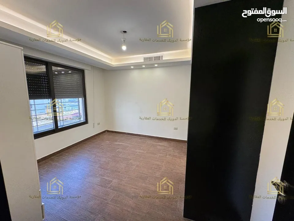 شقة فاخرة - دير غبار - 4نوم 2ماستر - 250م - بإطلالــــه مميزة - منطقة هادئة ومميزة