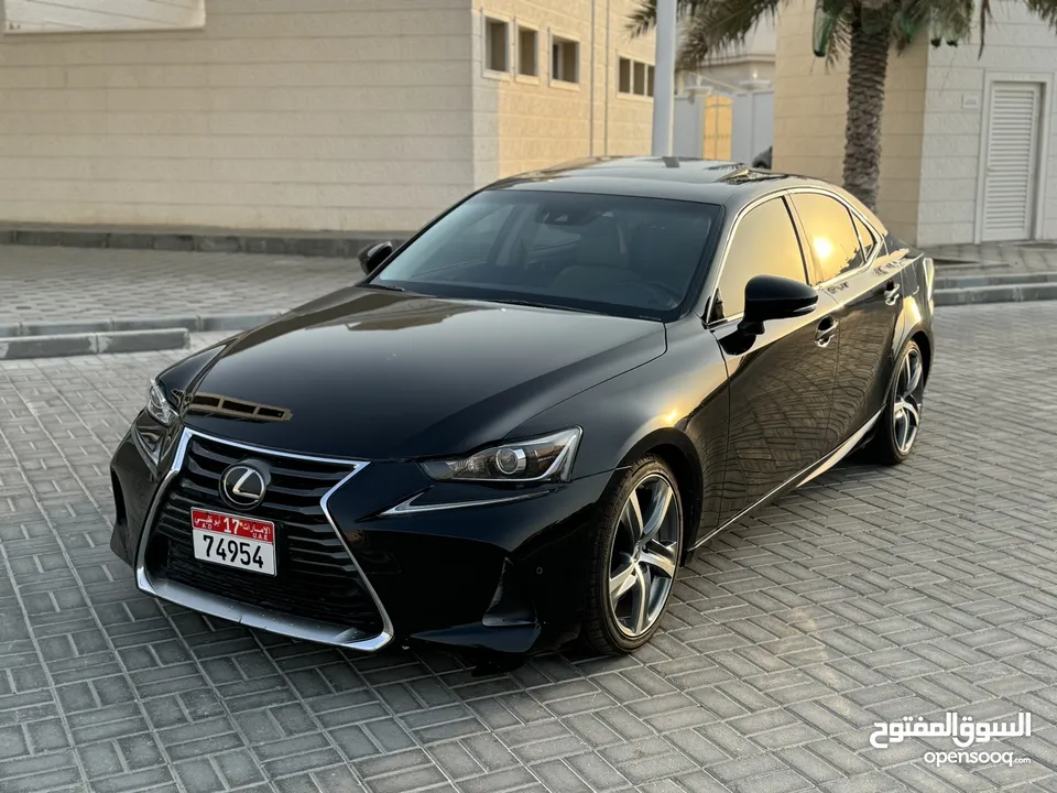 Lexus IS 300T 2018 full option