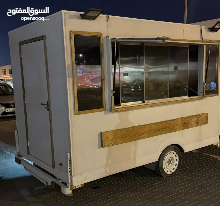 Ready to Use Food truck  عربة طعام جاهزة للاستخدام