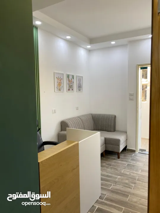 شقة واسعة (تصميم شركات) للايجار او للبيع