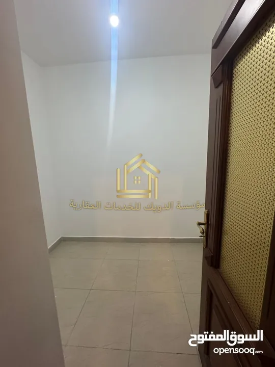 شقة فاخرة ام أذينة 4نوم 2ماستر