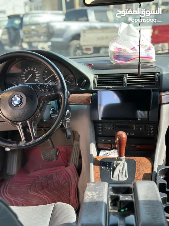 بي ام دبليو 1999 740 للبيع فل كامل