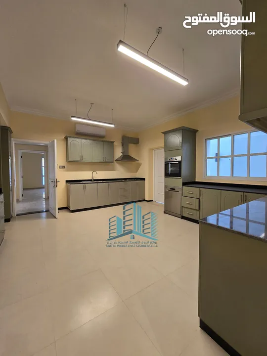 Independent 7 BR Villa with A Prime Location in Shatti Al Qurum