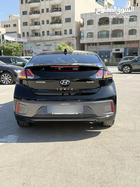 هونداي ايونك 2022 محرك 1600 هايبرد جير أوتوماتيك 141 حصان