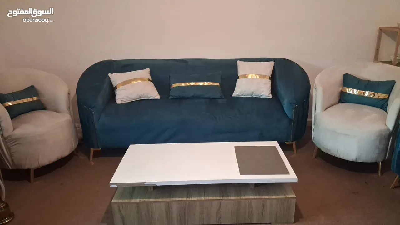طقم كنب استعمال بسيط