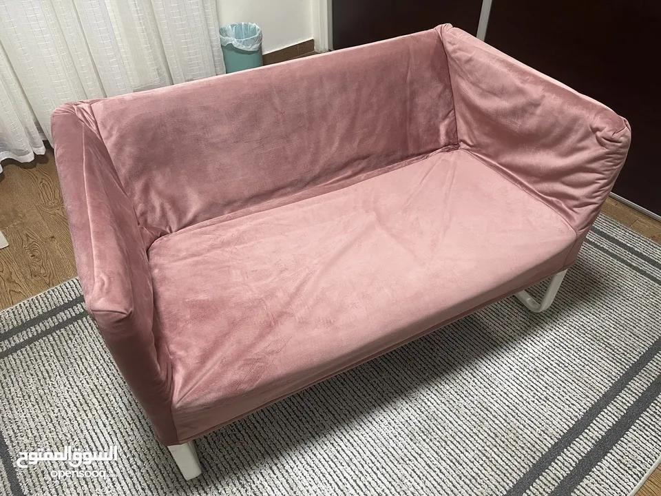 صوفا مقعدين ايكيا (Ikea 2 Seater Sofa) مستعملة للبيع