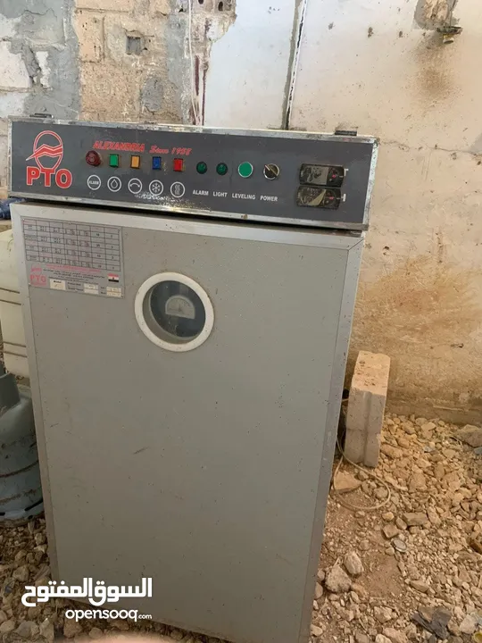 فقاسة جاج  مصريه