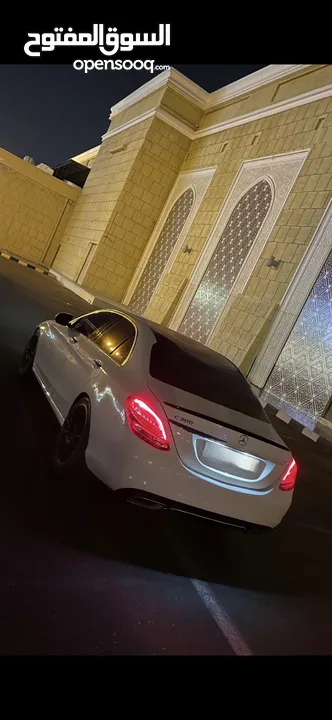سيـارة مرسيدس بنز C300 تصلح لجميع الاعفاءات