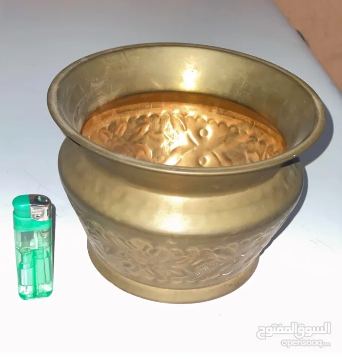 نحاس قديم من الستينات (نوادر). التفاصيل في الوصف.