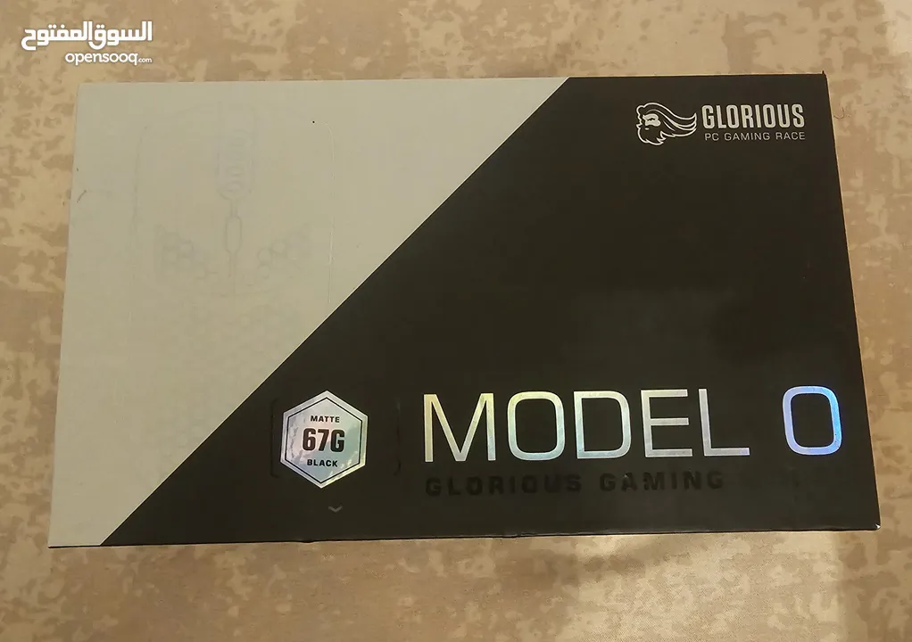 glorious model O