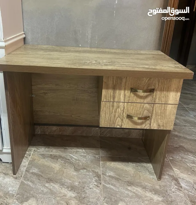 طاولة مكتب خشب للبيع