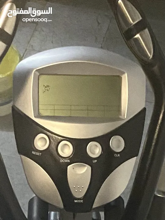 جهاز رياضة كروس (cross trainer)مستعمل خالي من الأعطال بحالة ممتازة