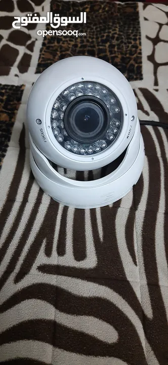 كاميرات مراقبة للبيع