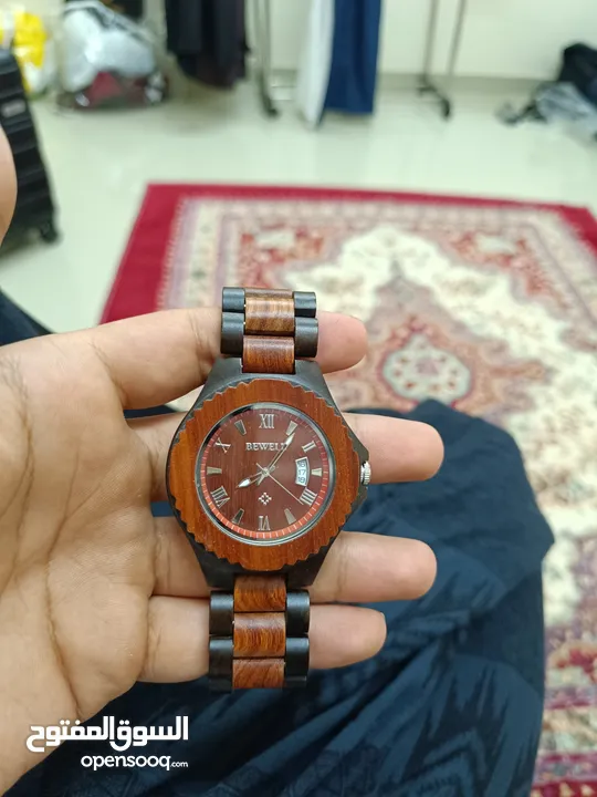 wood watch BEWELL new condition