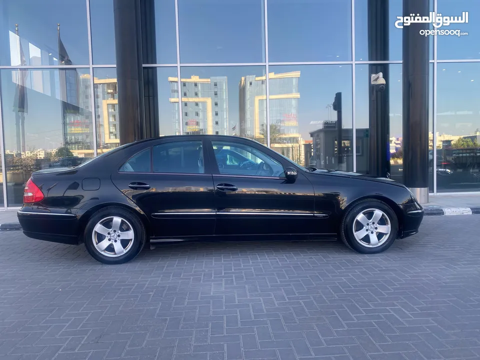 مرسيدس E200 K افنجارد موديل 2005
