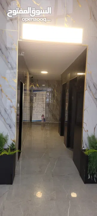 مكاتب جديدة بمساحات مختلفة تشطيب سوبر ديلوكس  للاجار 350$