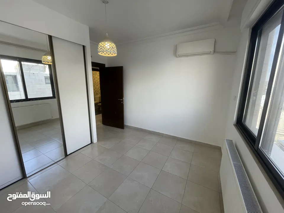 شقة للايجار في ام اذينة ( Property 40130 ) سنوي فقط