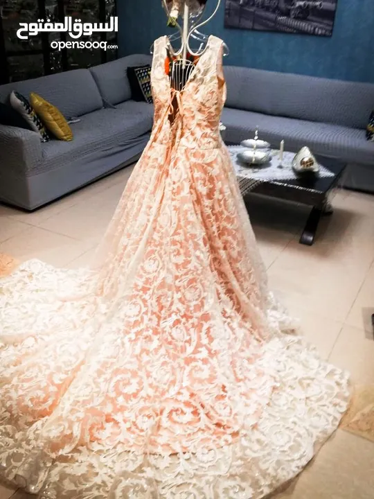 فستان شبكة العروس للبيع مع الباقه
