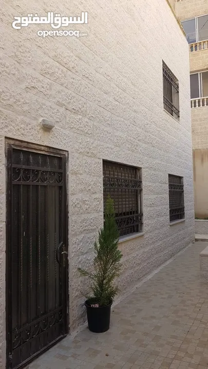منزل مستقل للبيع عمان ضاحية  الامير حسن اخر دخلة مطعم الرملة شارع حمدان البشير
