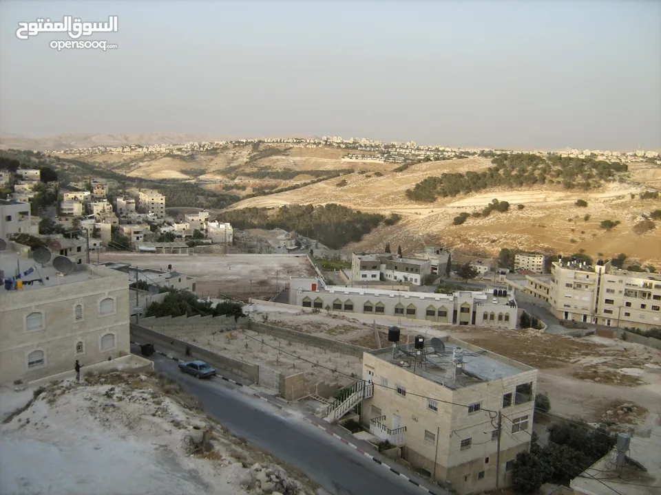 شقق للإيجار متوفّر 1، 2 أو 3 غرف نوم في العيزرية قُرب معبر الزيتونة