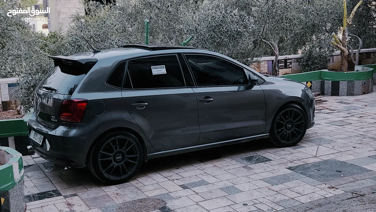 Polo Tsi 1200 2017 جير عادي  فتحة شركة  بودي جير ماطور شوسطة مكنيكيات افحص وين بدك وكالة  05681108