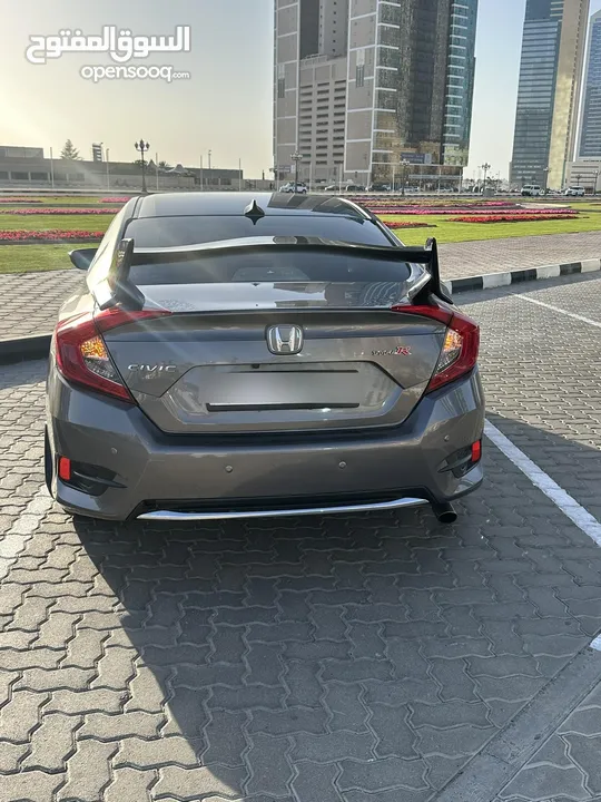 للبيع Honda civic 2018 هوندا سيفيك 2018