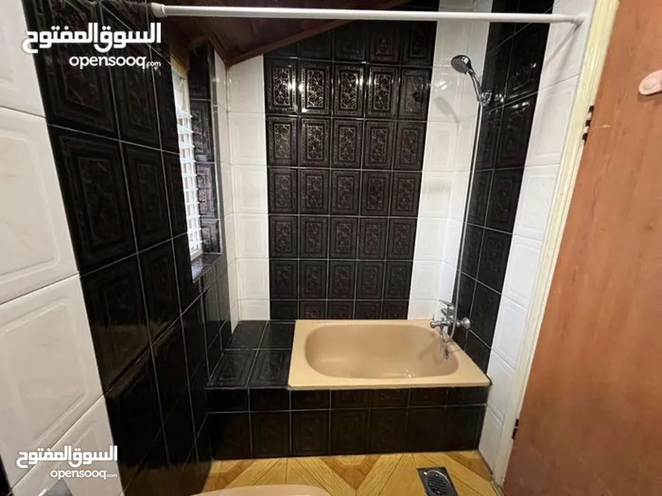 شقة رووف مفروشة بالكامل بوادي معالي شارع مار شيربل - Furnished Apartment for Rent St. Charbel Street