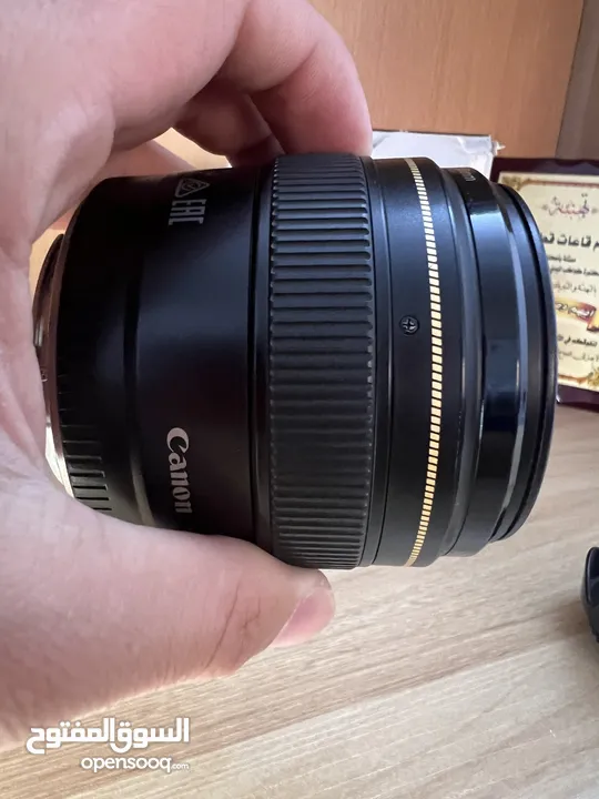 عدسة 85mm f1.8 canon ولا خدش في حاله جيدة جذًا لممتازة