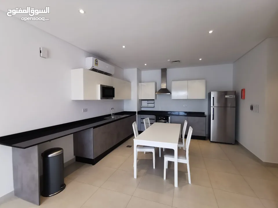 Fully Furnished 2BHK Apartment in Janabiyah – Prime Location!