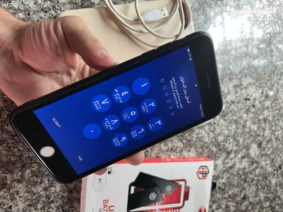 iphone 8+  ايفون 8 بلس