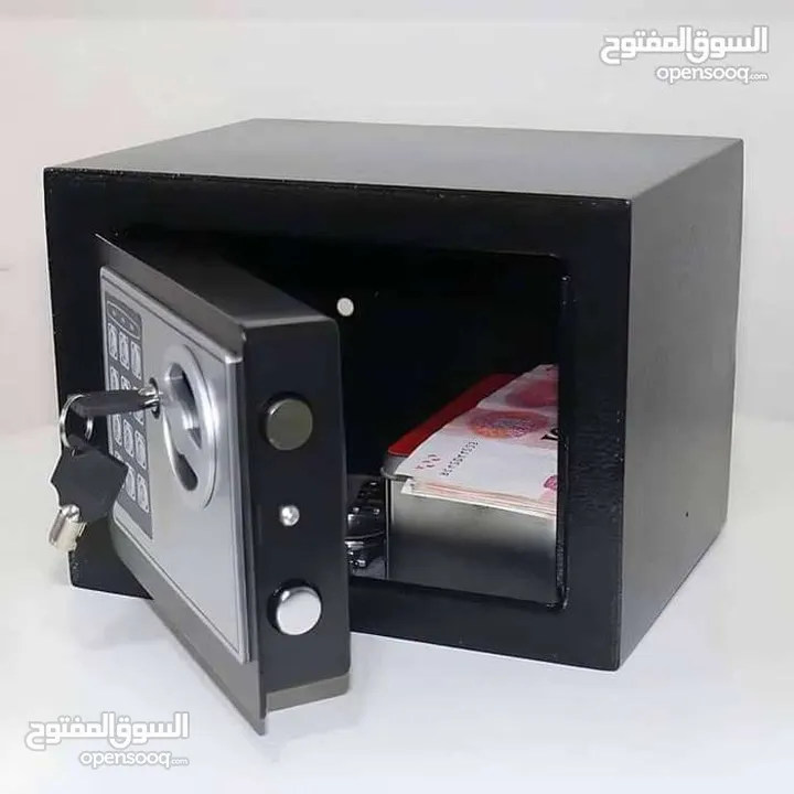 خزنه قياس وجديد 20/ 30 / 20 الوزن 4 كليو