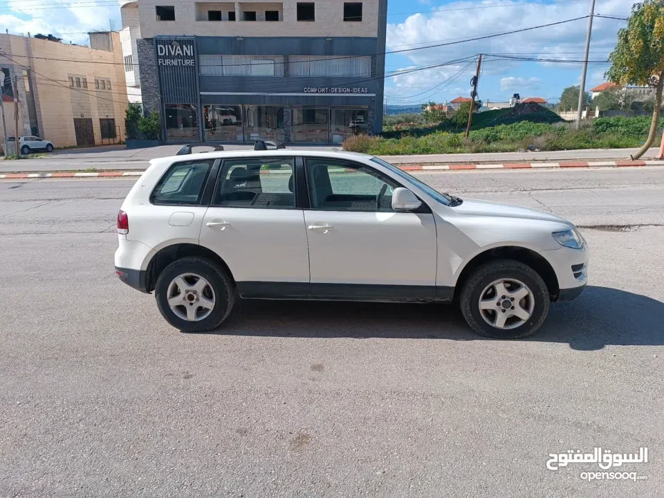 فولكس فاجن طوارق 2008 للبيع