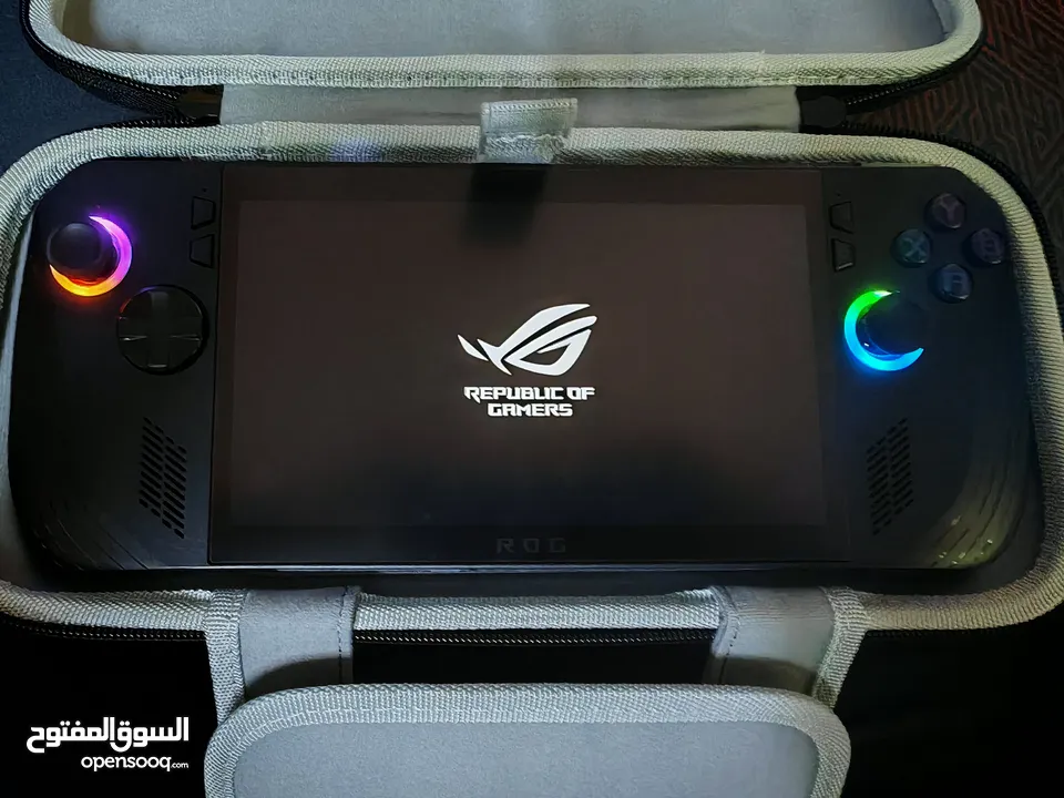 ASUS ROG Ally X (2024) RC72LA AMD RYZEN Z1 EXTREME PROCESSOR (24GB RAM/1TB SSD) HANDHELD GAMING PC.