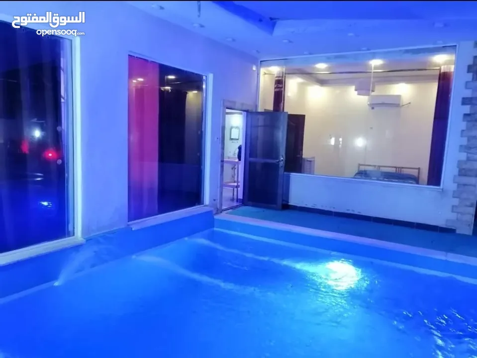شاليه مميز للبيع او للبدل بشقه او ارض