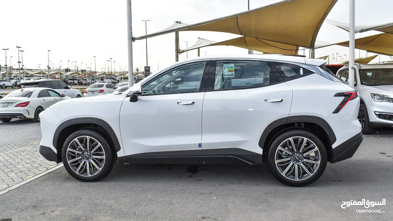 1.6 لاكشري بدون دفعات مقدمه والقسط الاول بعد ثلاث شهور