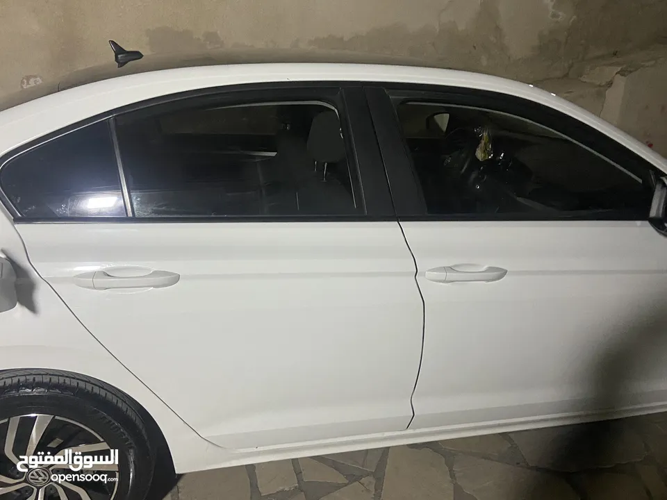 عرض خاص بمناسبة العيد ايبورا 2020 فحص 3 جيد بحال الوكالة سعر حرق