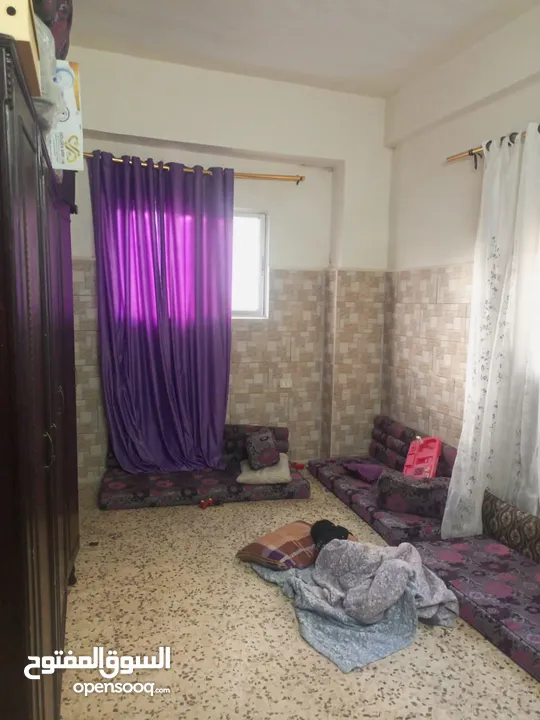 شقة للبيع  حي الحسين