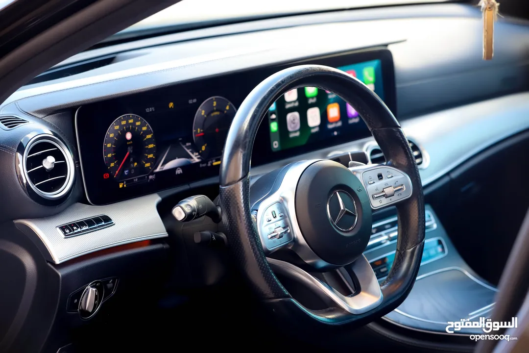 مرسيدس E220d ديزل بوضع الشركة صيانة شاملة